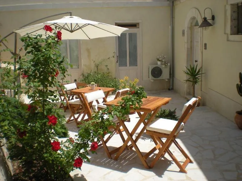 *****  Chicchi Di Melograno Bed & Breakfast Modica Italy